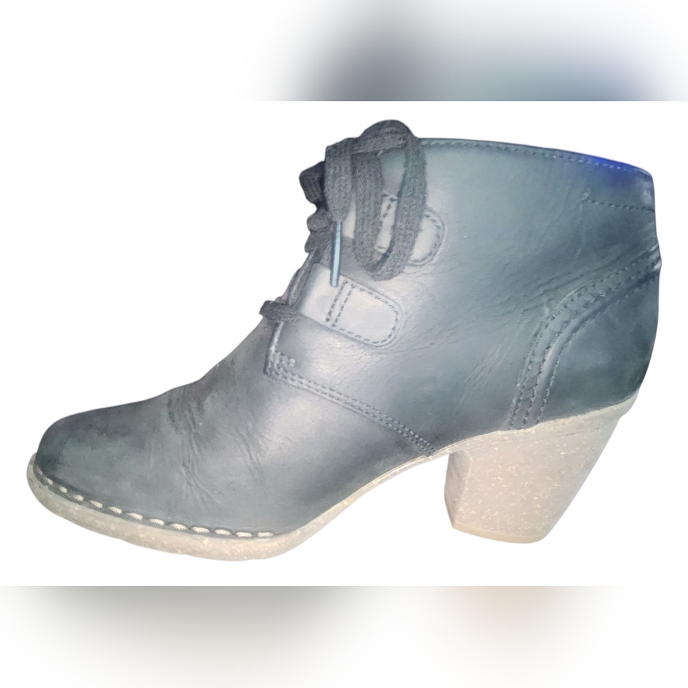 Clarks Carleta Lyon Boot, Womens 8​ - Picture 7 of 11
